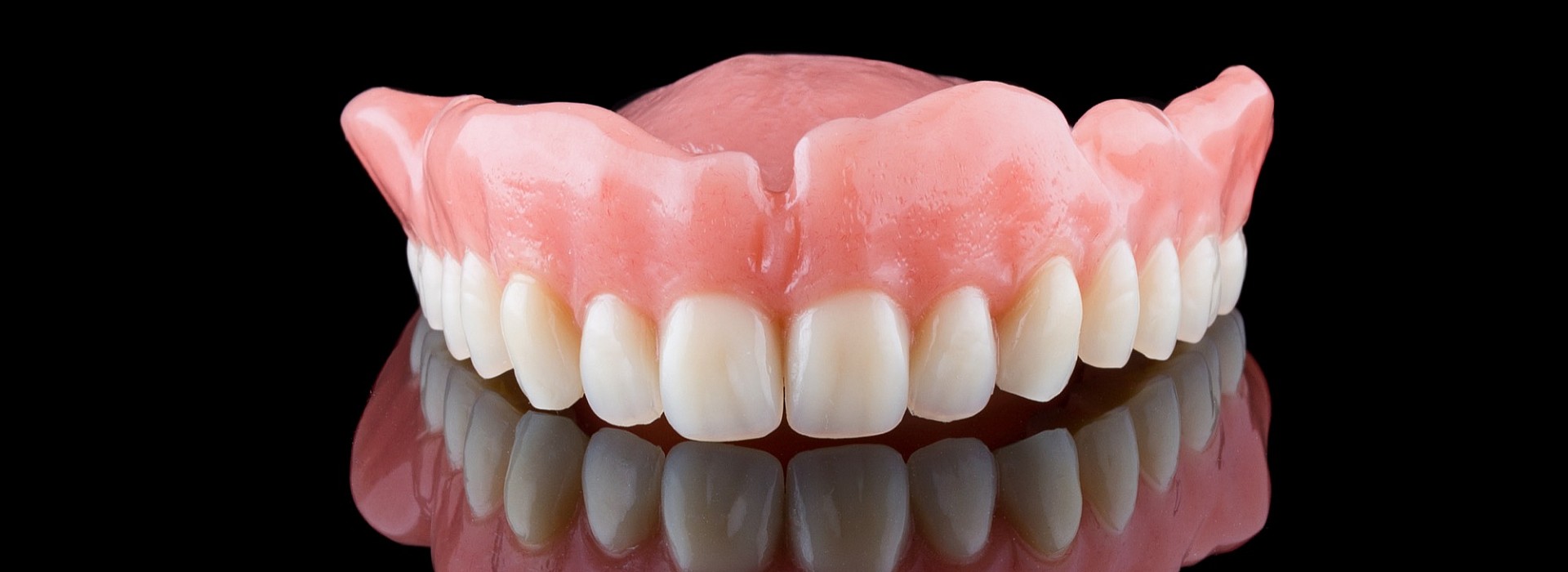 Symbolbilder für unsere Leistungen in den Bereichen: Zahnersatz und Zahntechnik